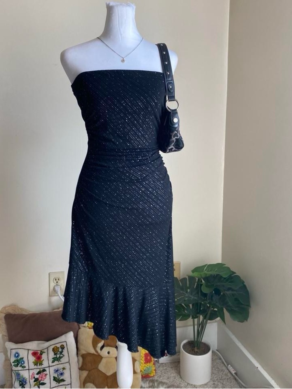 Vintage Y2K sparkly black strapless midi dress